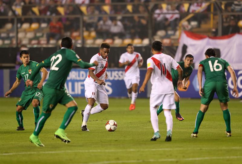 Eliminatorias: Perú doblega a Bolivia y sueña con el Mundial