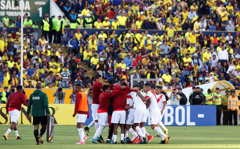 Eliminatorias: Perú vence a Ecuador en Quito y sigue soñando con volver al Mundial