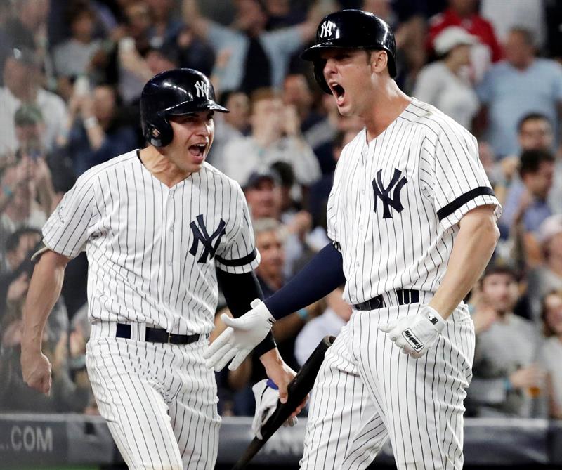 Byrd y Tanaka se combinan y evitan eliminación de los Yankees