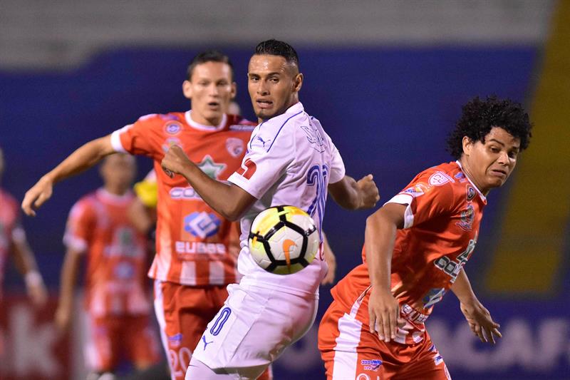 Santos Guápiles de Costa Rica acaricia la Liga Concacaf