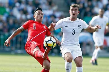 Perú empata 0-0 con Nueva Zelanda en juego de ida de la repesca al Mundial