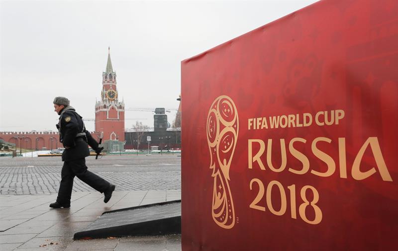 El trofeo de la Copa del Mundo llega al Palacio del Kremlin