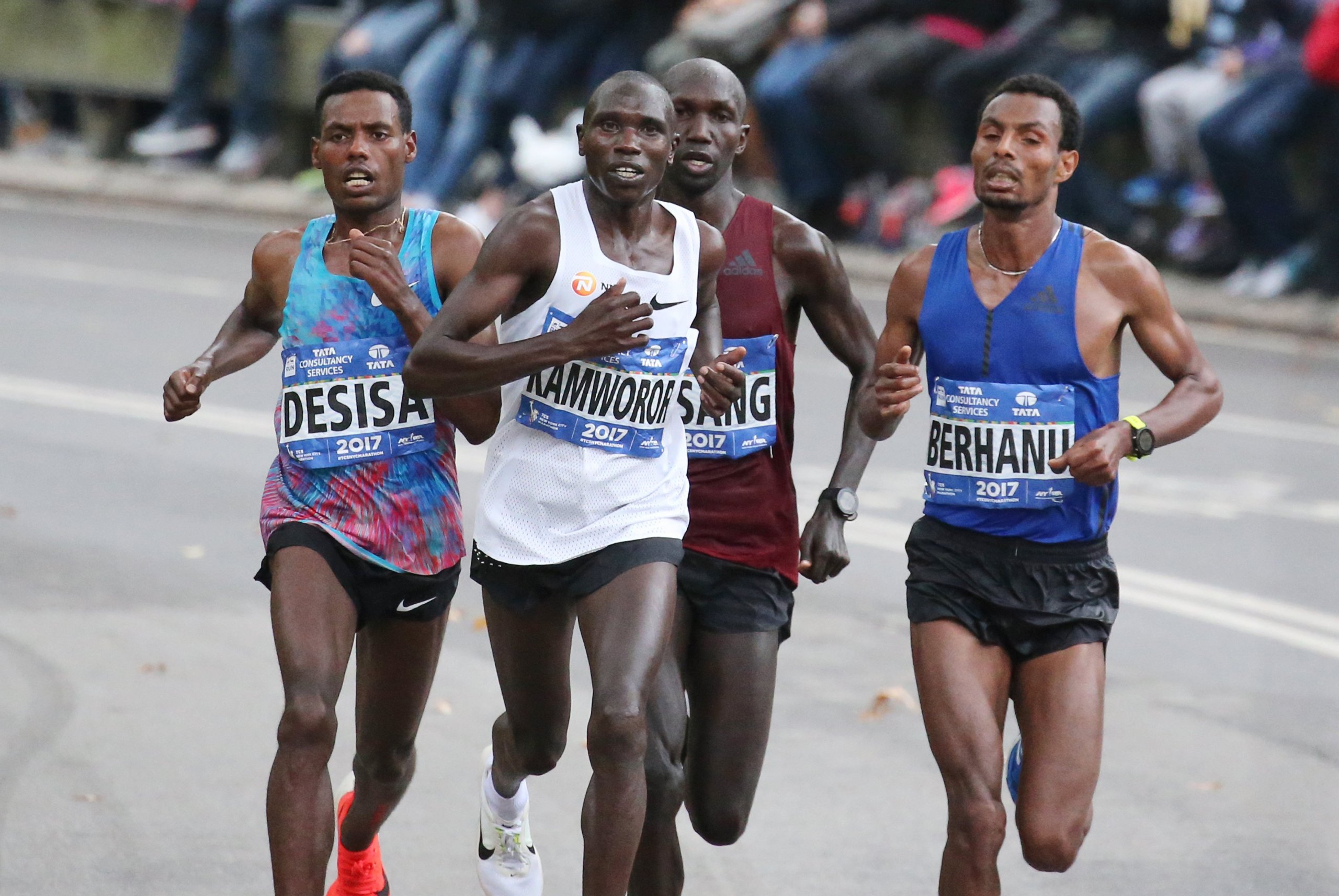 Maratón de NY consagra a la estadounidense Flanagan y al keniano Kamworor