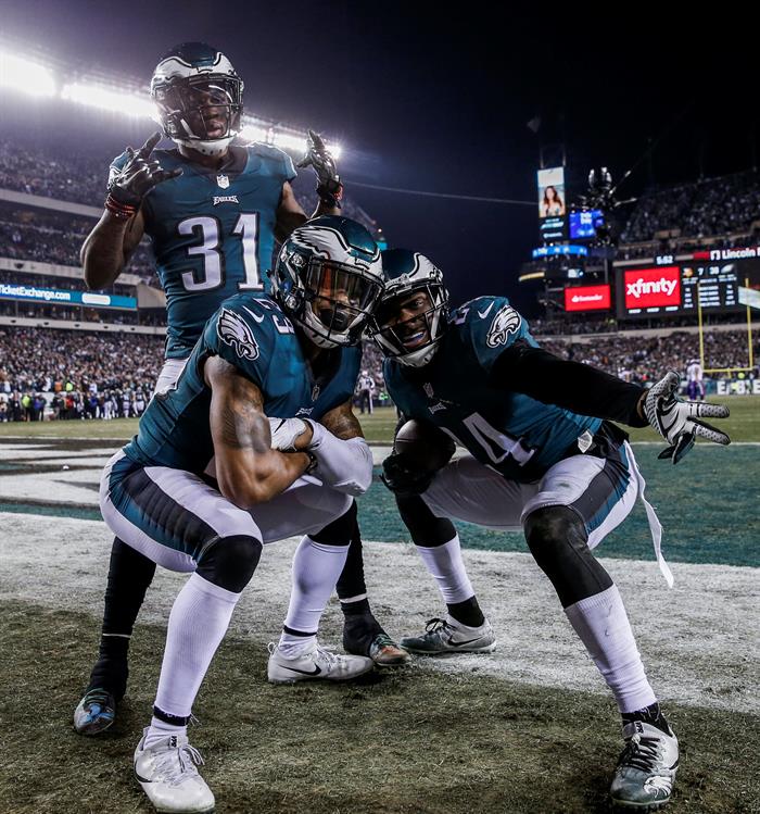 Los Patriots y los Eagles ganan sus conferencias y van por el Super Bowl