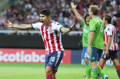 Las Chivas golean a Seattle y enfrentarán en 'semis' a NY Red Bulls