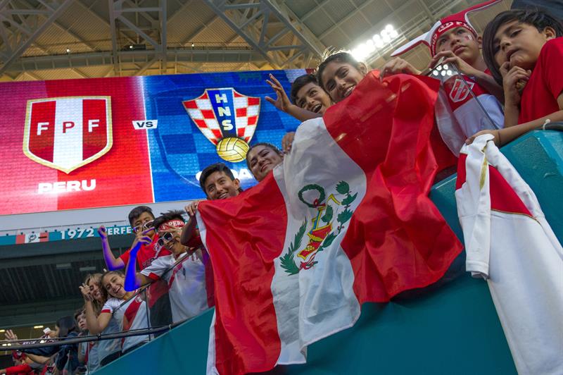 Perú derrota 2-0 a Croacia y viene con todo a Nueva Jersey (Fotos)