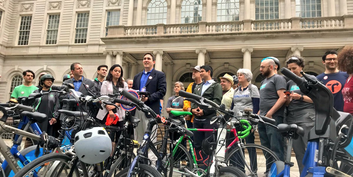 Promueven seguridad y educación a través del 'Día de ir al trabajo en bicicleta'