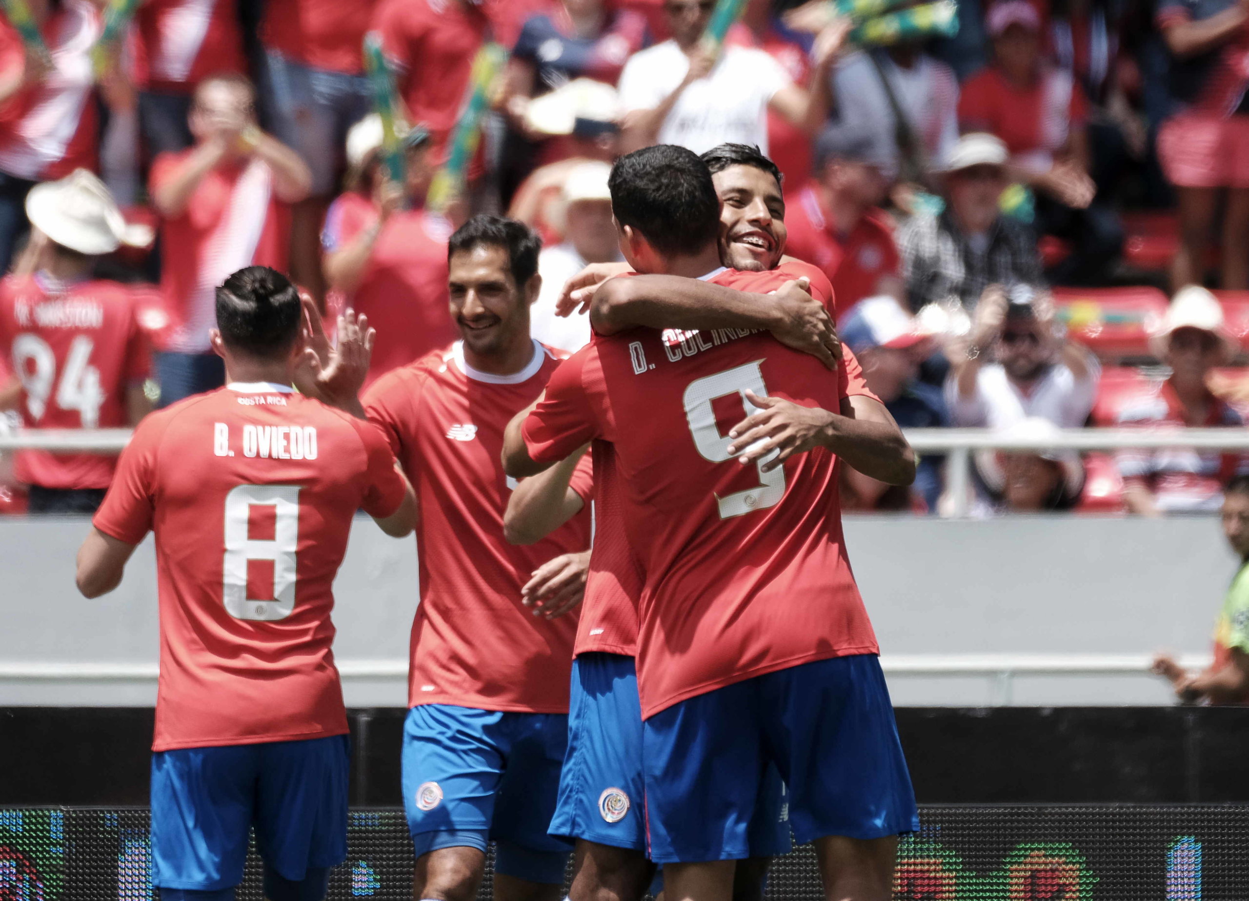 Costa Rica se despide con goleada y Keylor Navas recibe un homenaje