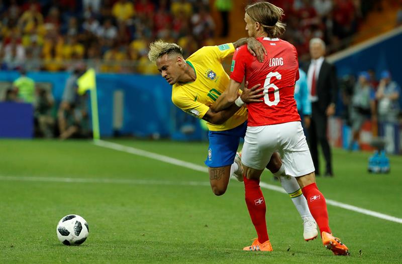 Brasil se atasca ante Suiza y firman un 1-1 en inicio de Rusia 2018