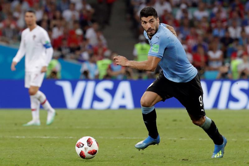 Cavani pone a Uruguay en cuartos y despide a Cristiano (Fotos y Video)