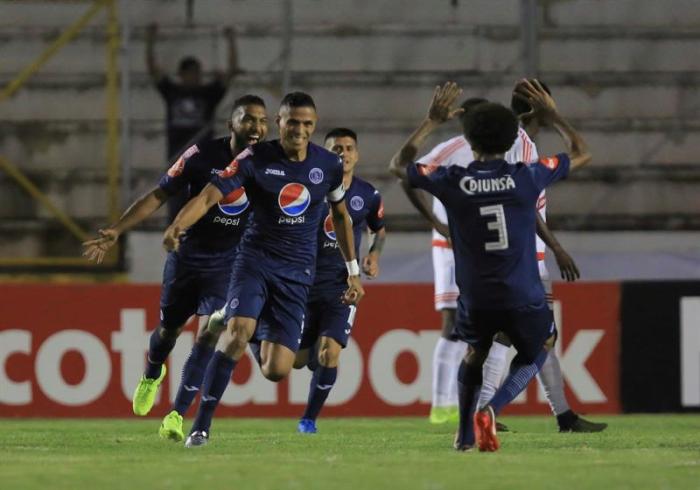 Motagua, Tauro, Arabe Unido y Herediano en 'semis' de Concacaf