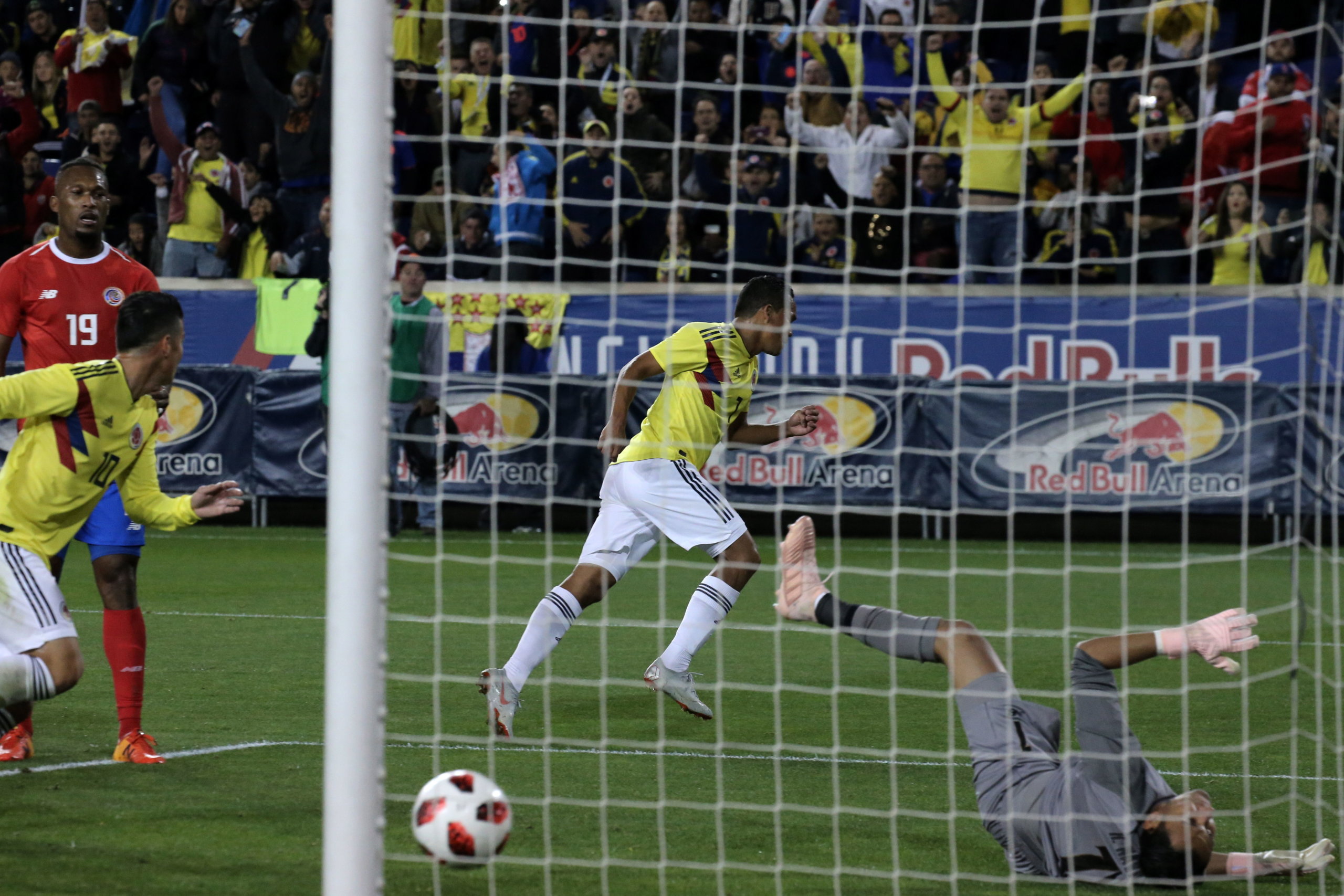 CColombia 3 - Costa Rica 1: 'Cucho' Hernández decreta victoria 'cafetera' en Nueva Jersey