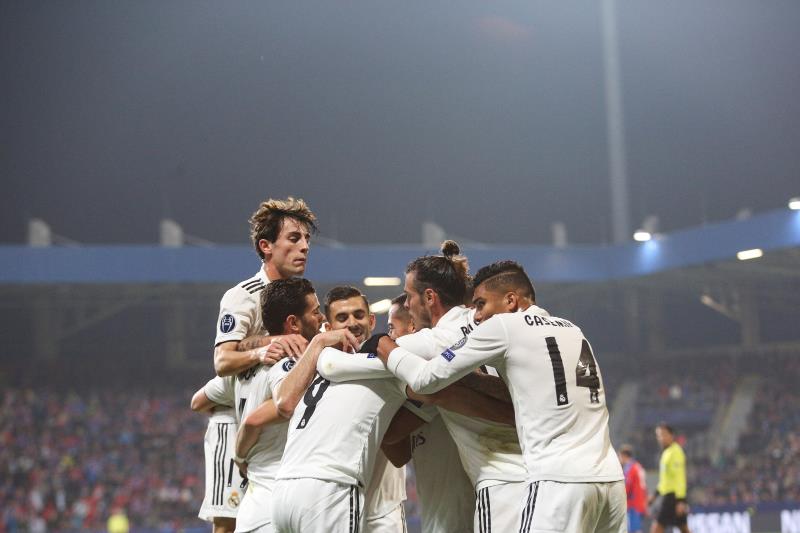 Real Madrid resucita en la Champions tras golear de visita al Viktoria Plzen 