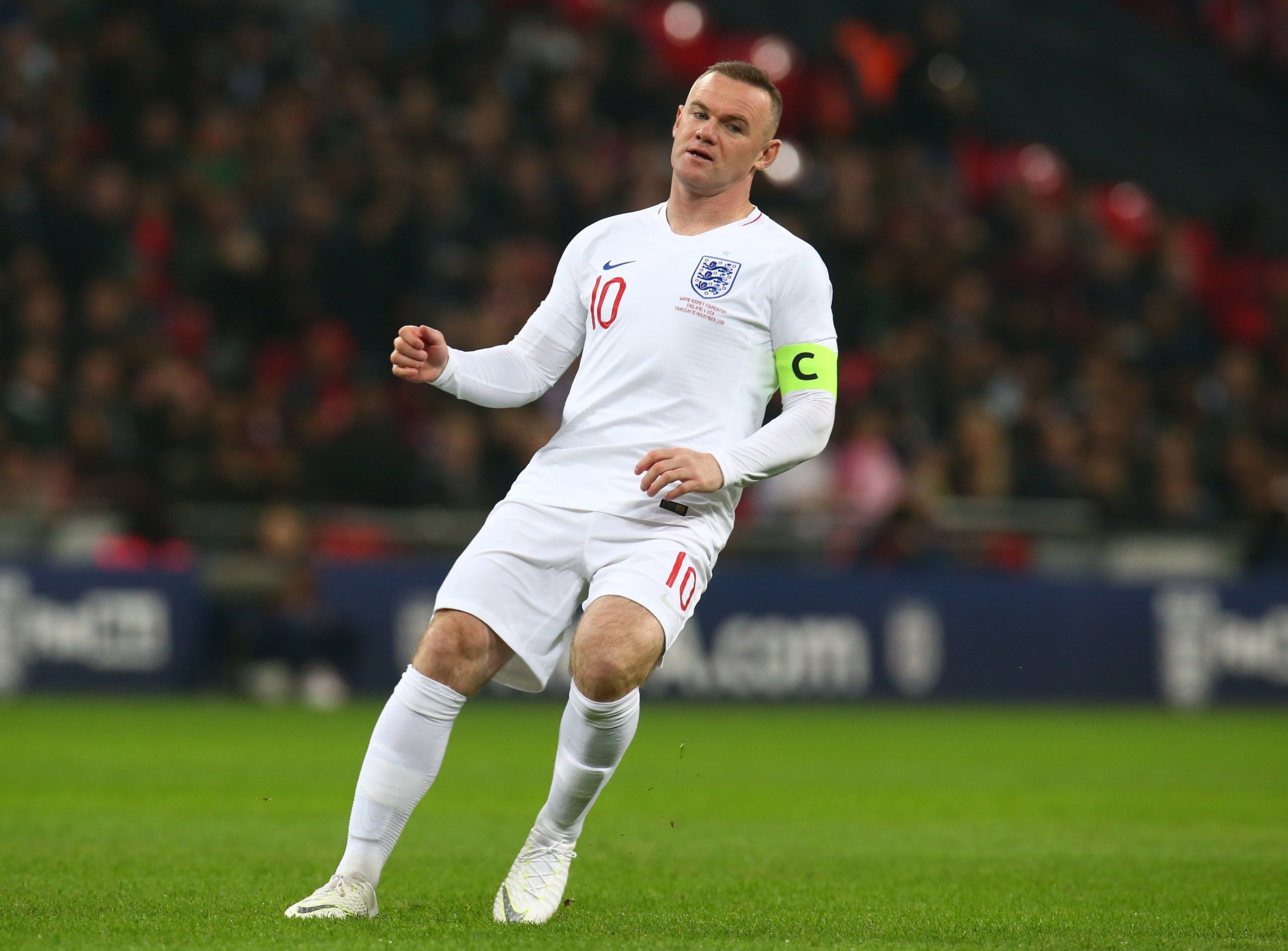 Inglaterra golea 3-0 a EEUU en homenaje de despedida a Wayne Rooney