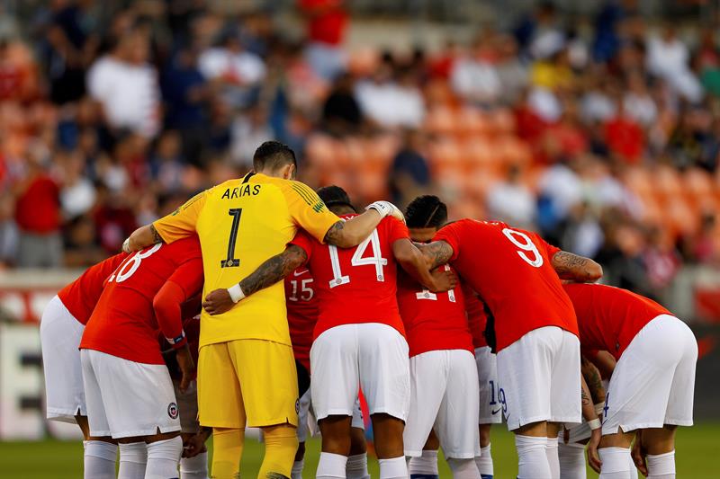 Estados Unidos firma empate con Chile en amistoso en Houston