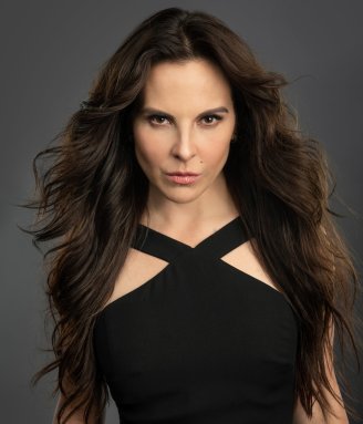 Kate del Castillo es La Reina del Sur: “A pesar de que la han interpretado otras personas, yo no veo a una Teresa sin Kate, y no veo a una Kate sin Teresa”