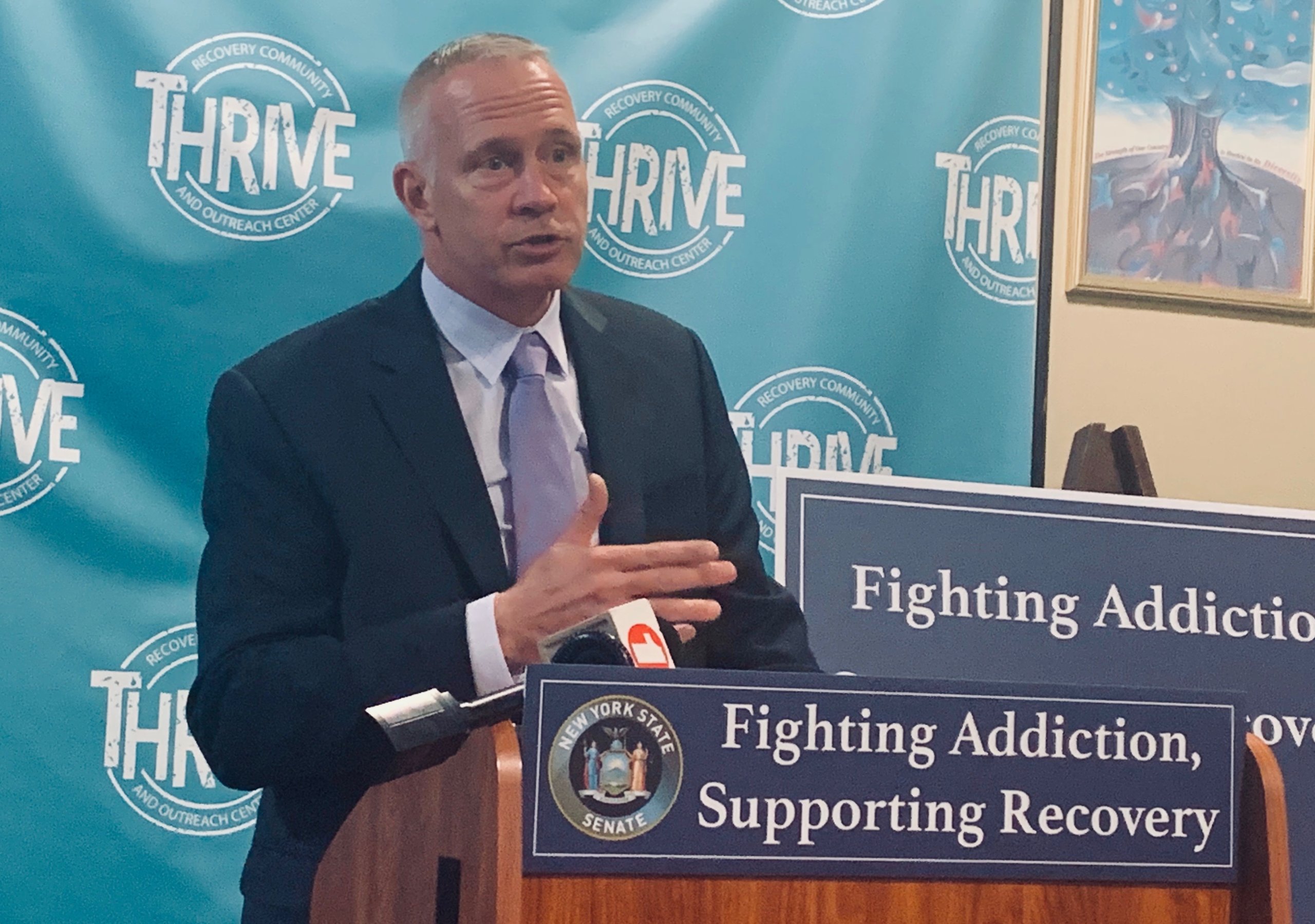 Anuncian fondos estatales para tratar el abuso de sustancias en Long Island