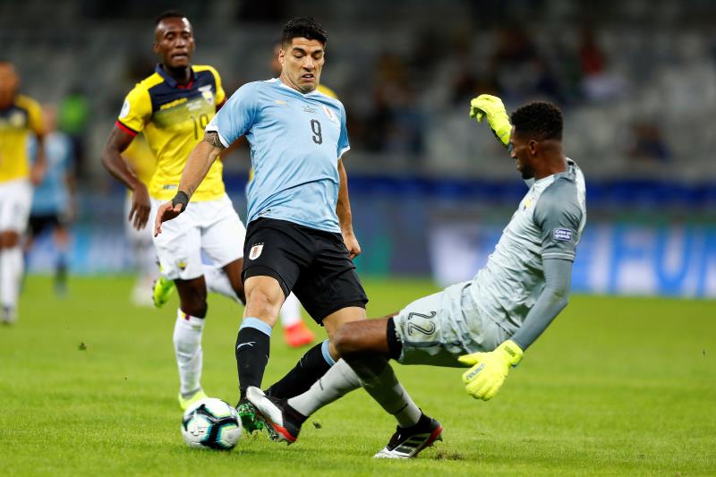 Uruguay aplasta a Ecuador y presenta su candidatura en Copa América 2019