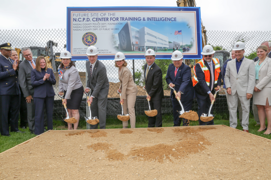 Inauguran lugar de construcción de la nueva Academia de Policía de Nassau