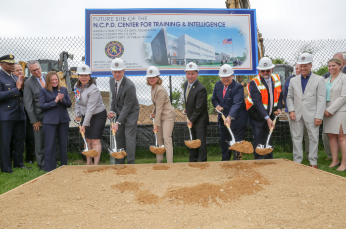 Inauguran construcción de la nueva Academia de Policía del condado de Nassau