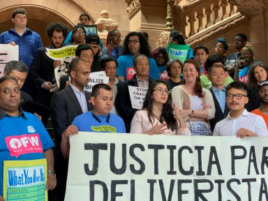 Legalizan bicicletas eléctricas días después de autorizar licencias de conducir para indocumentados