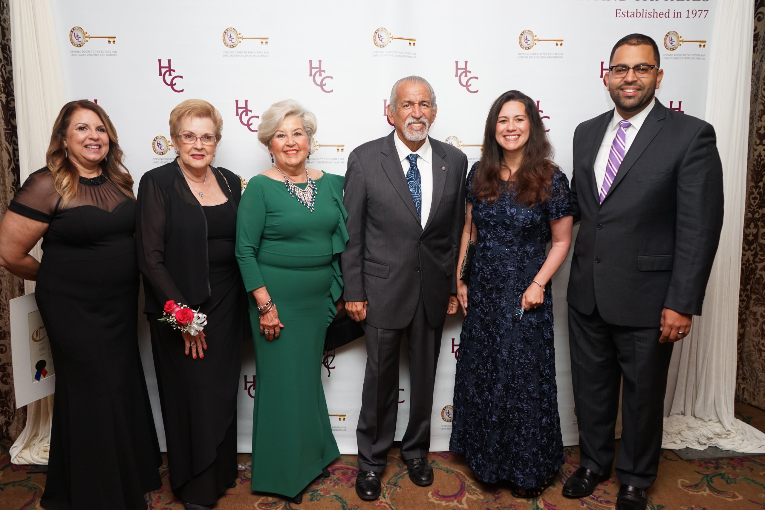 Hispanic Counseling Center celebró Gala de su 42 Aniversario (Fotos)