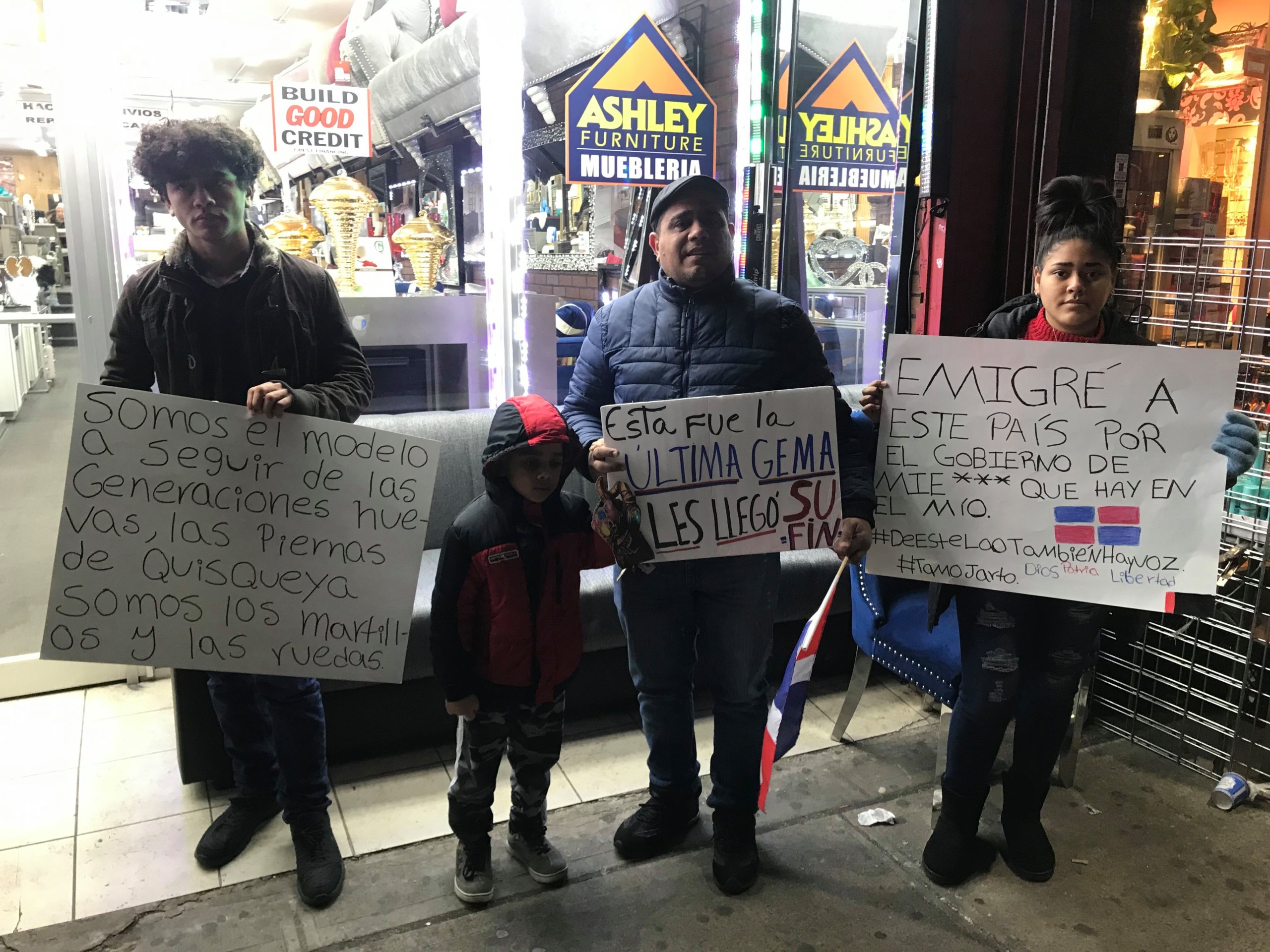 Dominicanos protestan en Nueva York contra de la Junta Electoral de su país