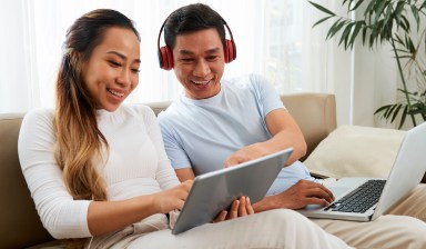 Biblioteca de Queens ofrece cuentos virtuales, clases de zumba, conferencias de historia entre muchas cosas más