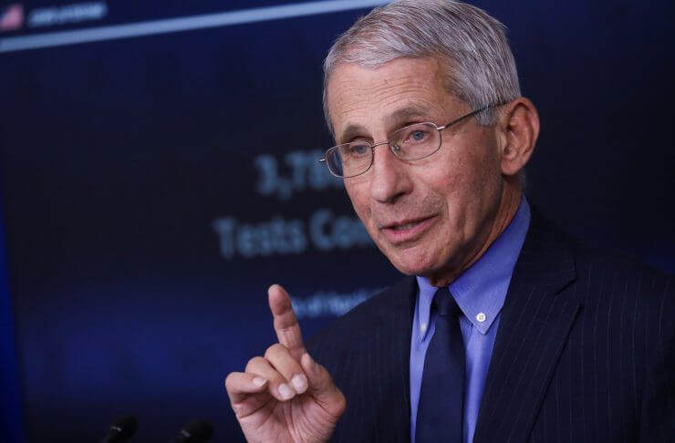 Fauci: Aumentos leves de coronavirus pueden salirse de control en medio de reapertura