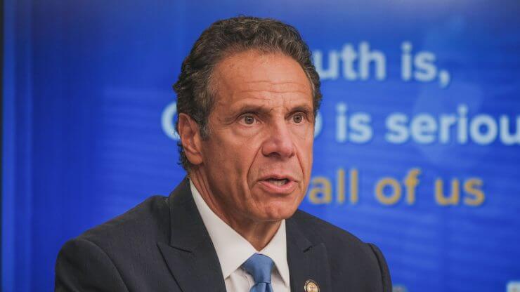 Cuomo «personalmente decepcionado» por la respuesta de Con Ed a Isaías, amenaza con retirar la licencia