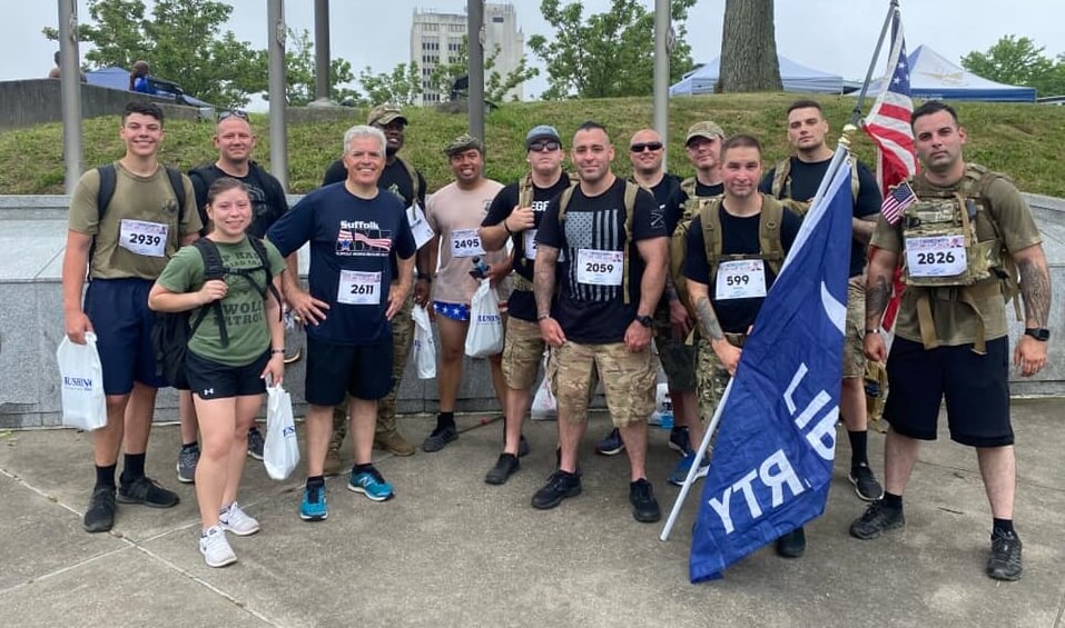 Activan carrera en honor de veteranos en condado de Suffolk