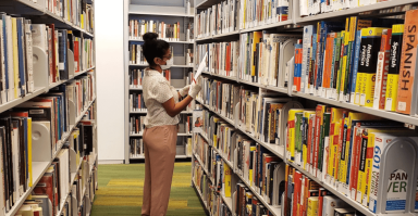 Bibliotecas Públicas regresan a servicio pre-pandémico