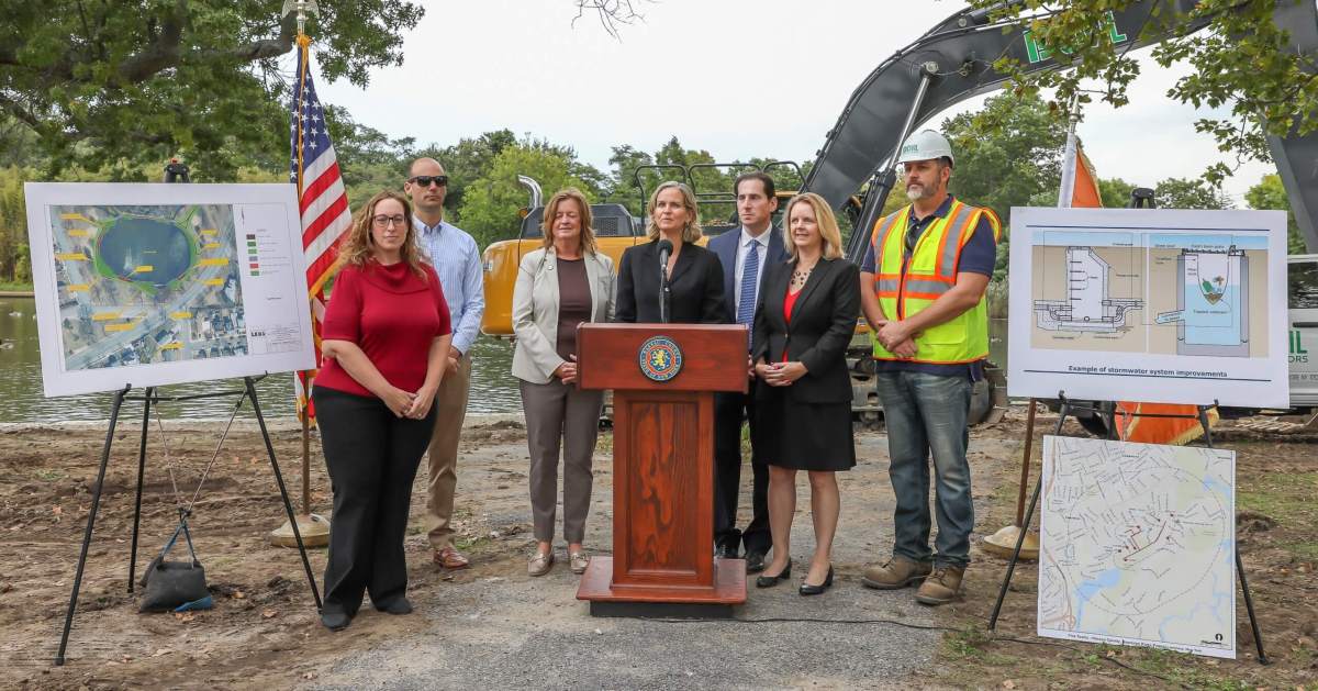 Nassau inicia proyectos de prevención de inundaciones por marejada ciclónica