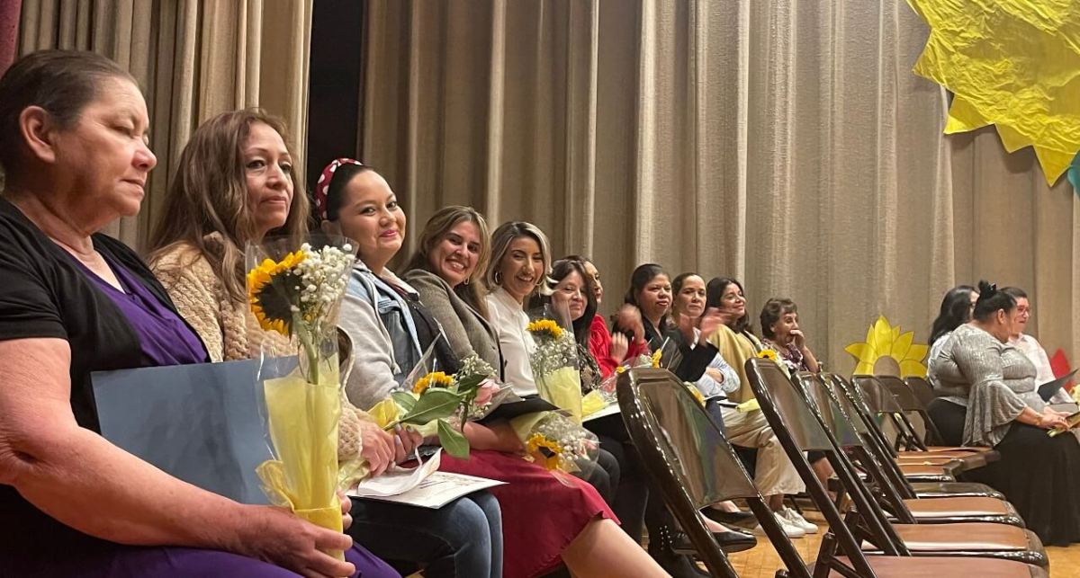 Círculo de la Hispanidad rinde homenaje a 42 madres de nuestra comunidad