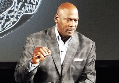 Par de zapatillas usadas por Michael Jordan marcan una Subasta récord