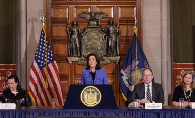 presupuesto, gobernadora hochul, nueva york, presupuesto acordado 2025