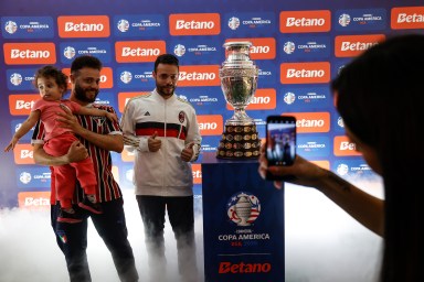 Brasil exhibe la Copa América con ganas de revancha y esperanza en Vinícius Júnior