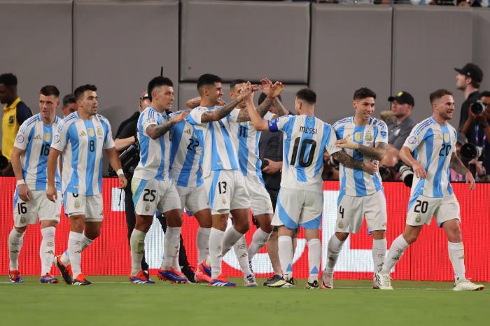 Argentina pasa a 4tos. mientras Canadá, Perú y Chile pelean el segundo cupo