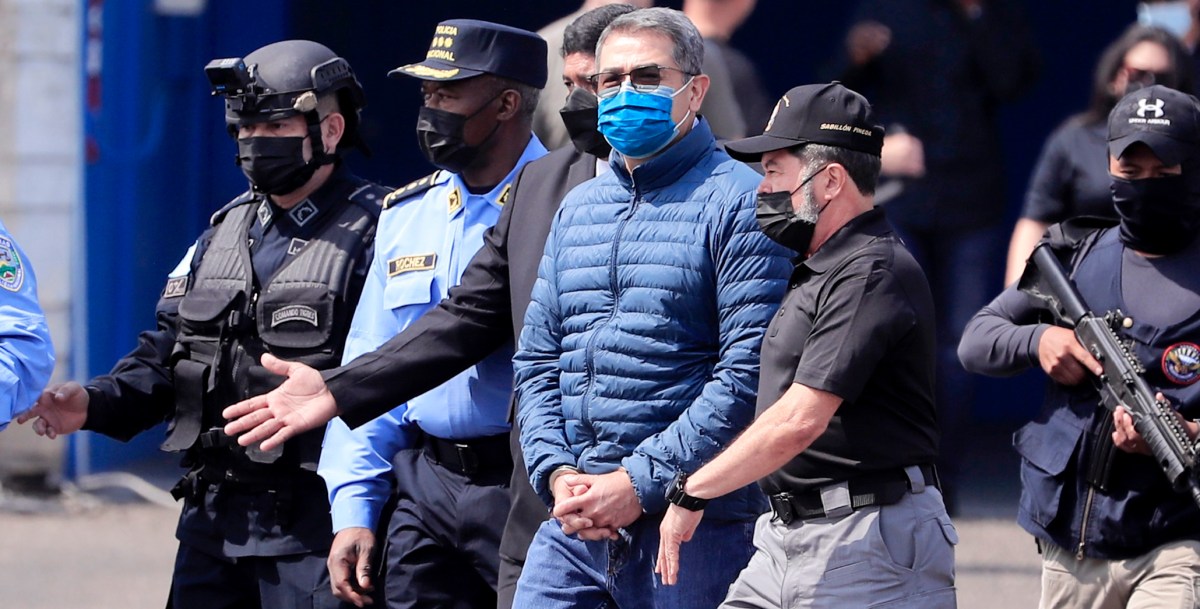 Expresidente hondureño Hernández condenado a 45 años de cárcel