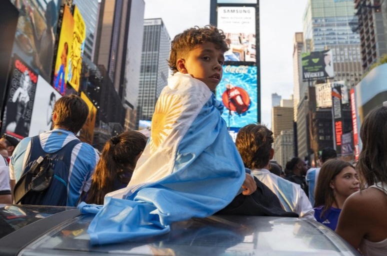 Copa América: Times Square vibra con la mejor hinchada el mundo (Video)