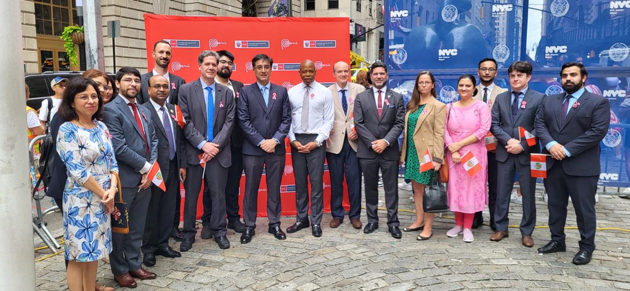 Nuevo cónsul peruano en Nueva York invita a celebrar las Fiestas Patrias del Perú