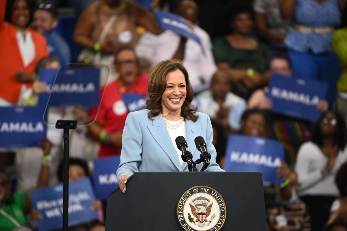 Encuesta: Harris tiene una ligera ventaja de 1 punto frente a Trump en elecciones