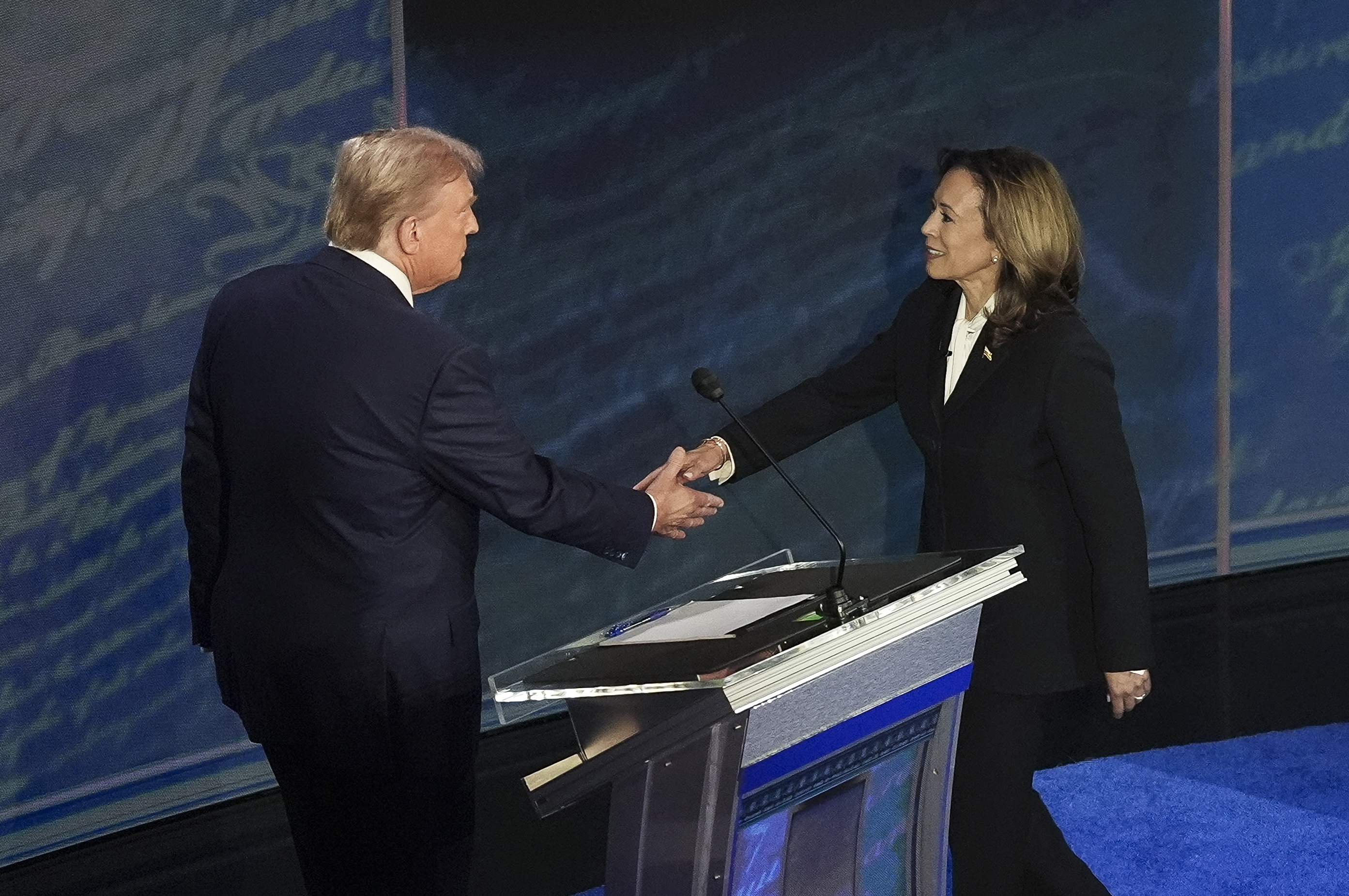 Elecciones 2024 : Harris y Trump protagonizan caliente debate presidencial