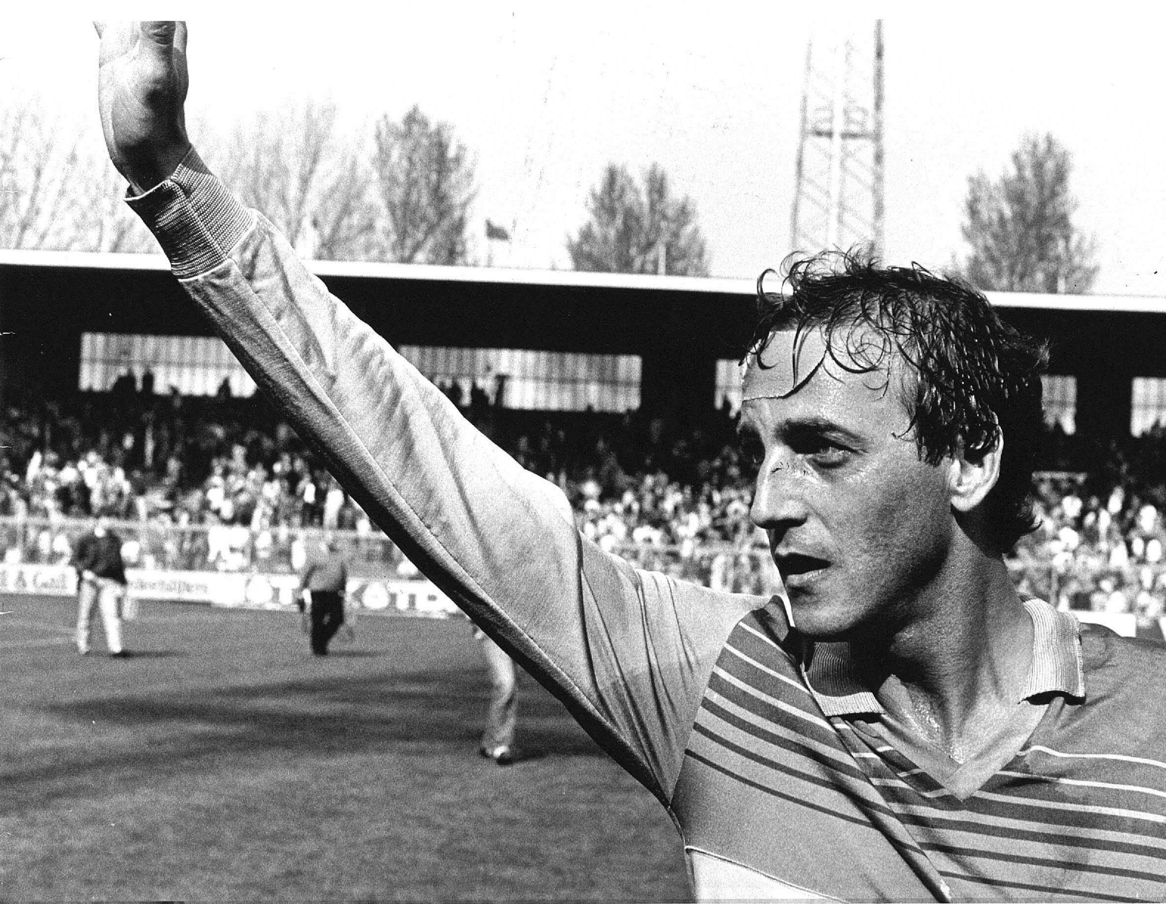 Hasta siempre Neeskens ... ex estrella del NY Cosmos, Barza y Países Bajos