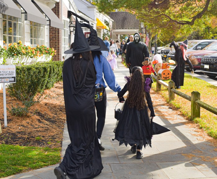 Vívelo LI : Festival anual de Halloween en Stony Brook