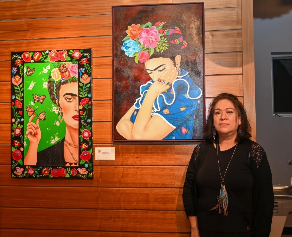 Westbury Arts celebra la Herencia Hispana con hermosa exhibición