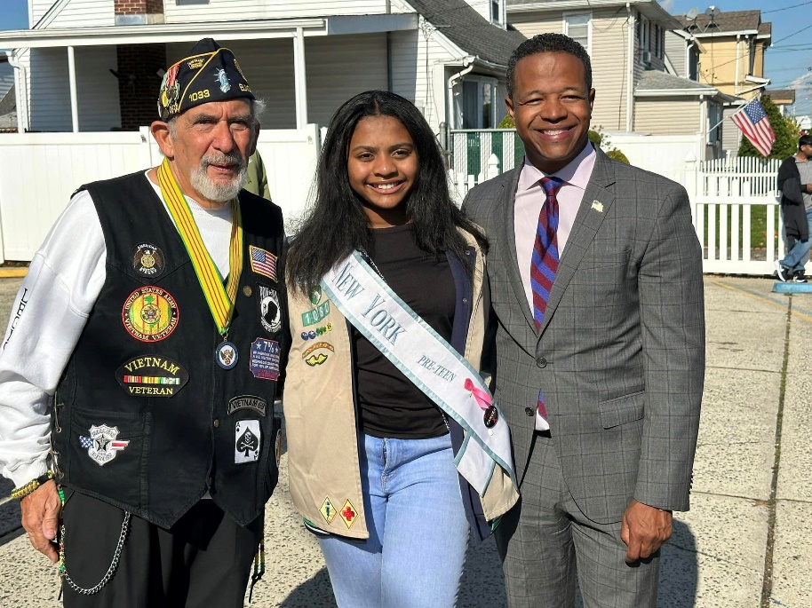 Celebran con orgullo a los Veteranos en Valley Stream y Elmont