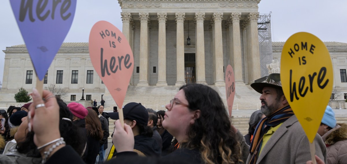 'Soñadores' piden a Trump demostrar su interés en ayudarles deteniendo demanda contra DACA