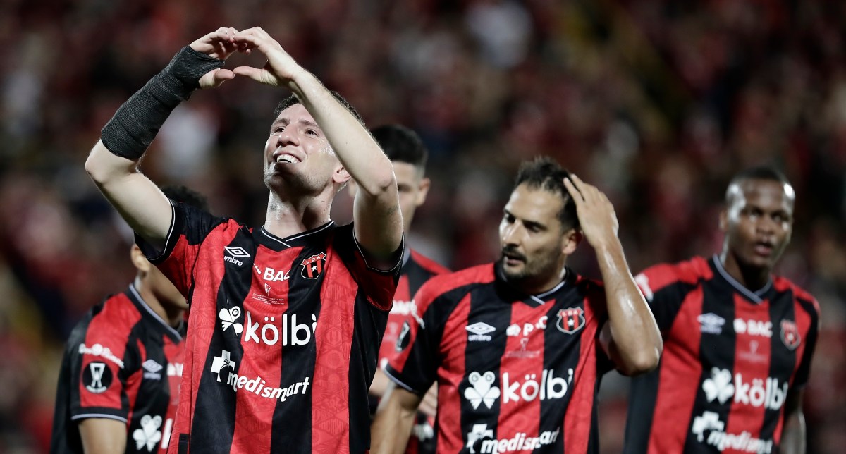 Alajuelense de Costa Rica bicampeón de Centroamérica