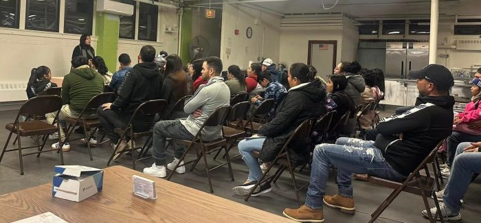 Exitoso taller sobre Estatus Especial de Inmigrante Juvenil en Riverhead